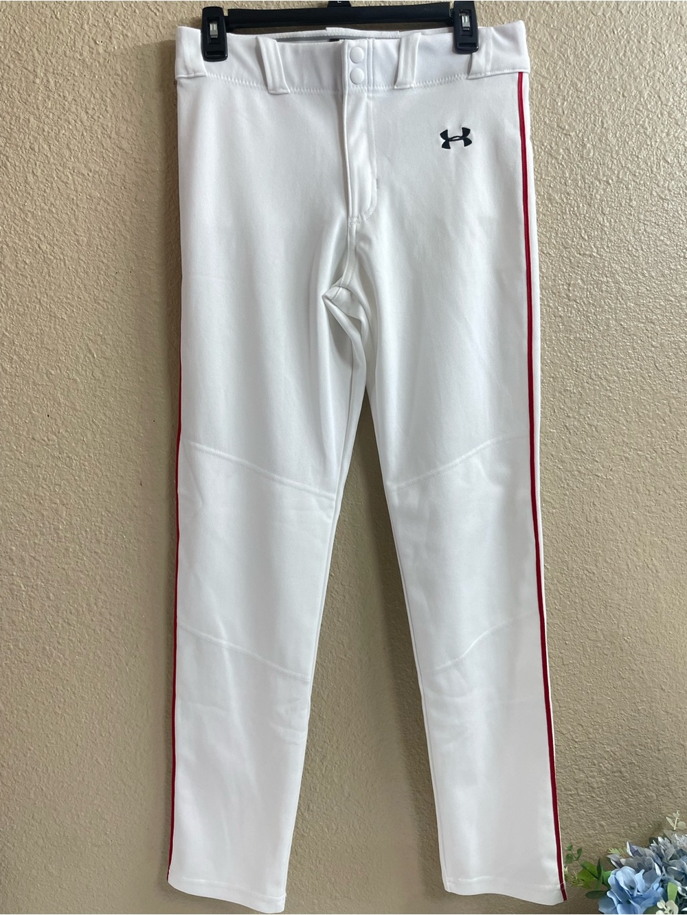 Under Armour Youth XL White Baseball Pants with Red Side Stripe